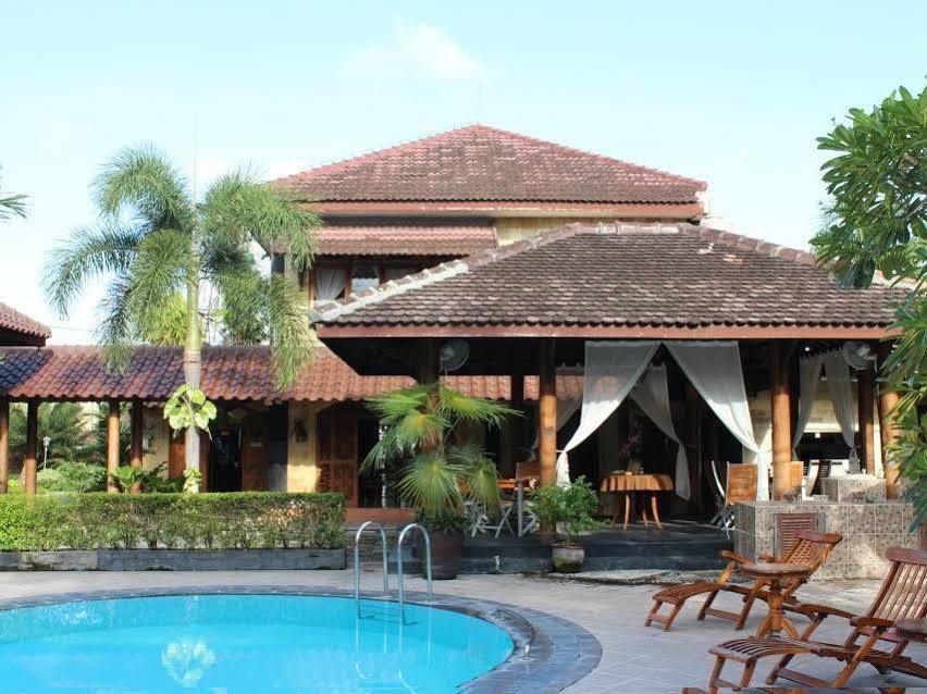 Hotel Ndalem Bantul Yogyakarta Exterior foto