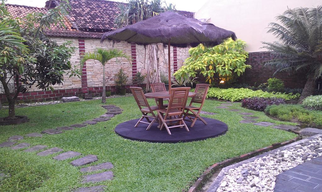 Hotel Ndalem Bantul Yogyakarta Exterior foto